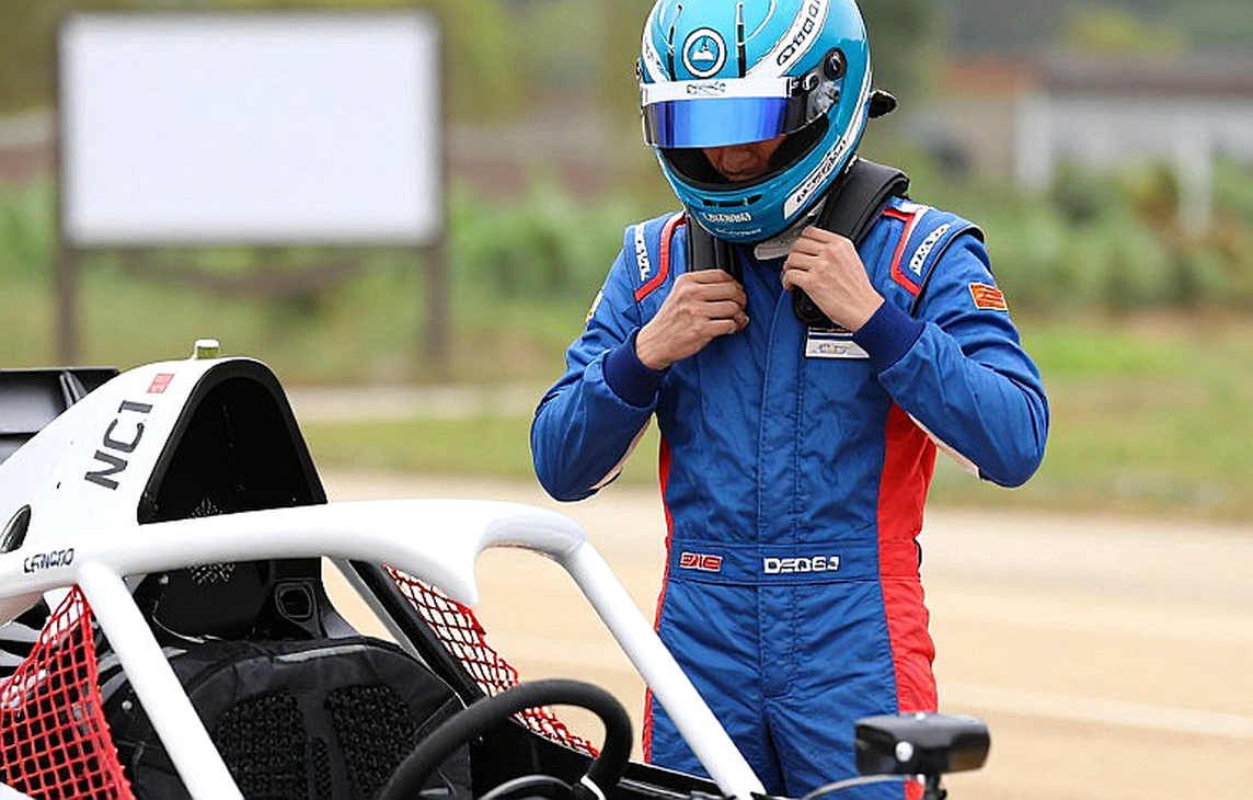US GP: बियरमैन का 'आधा कार' और ग्राउंड-इफेक्ट फ्लोर का छिपा हुआ बिल